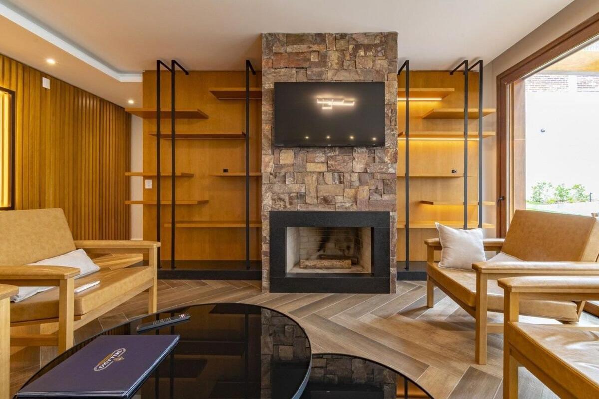 Rosa Edificio Bellagio Canela Com Infraestrutura Completa Apartment Luaran gambar